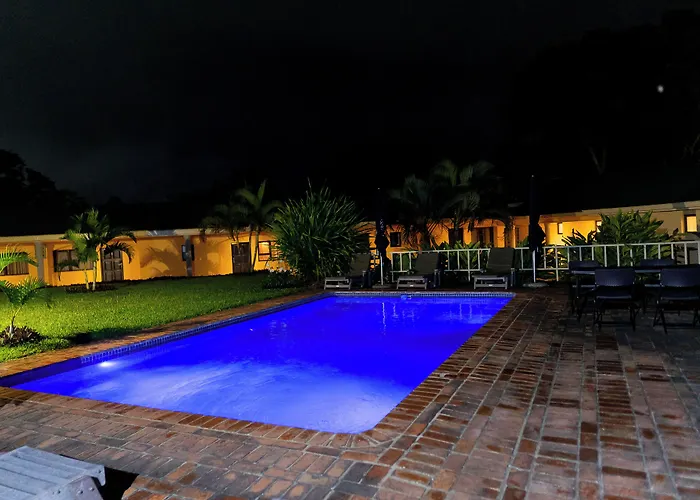 Casa Mia Lodge & Restaurant