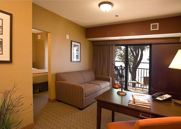 King'S Pointe Waterpark Resort