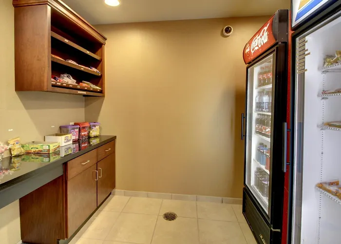 Cobblestone Inn & Suites - Hartington
