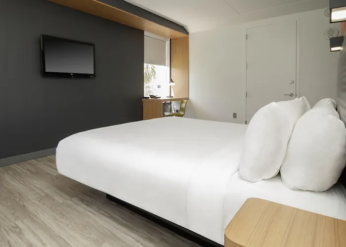 Aloft By Marriott Miami Doral