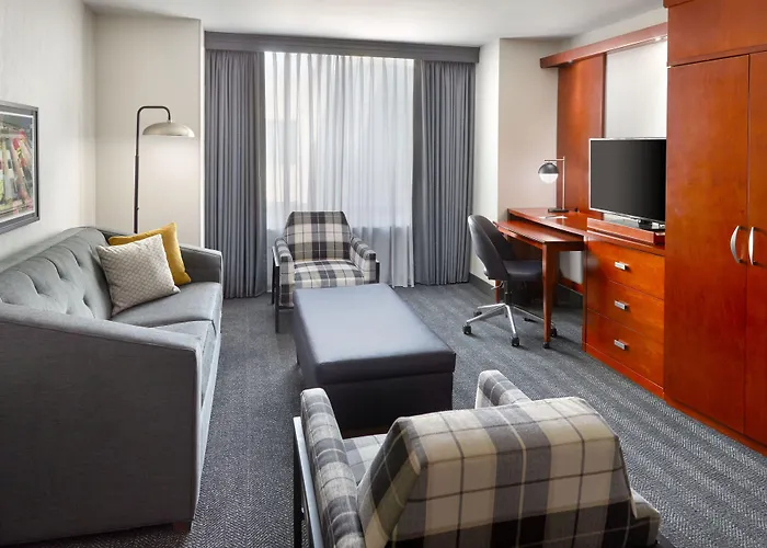 Courtyard By Marriott Washington, D.C./Foggy Bottom