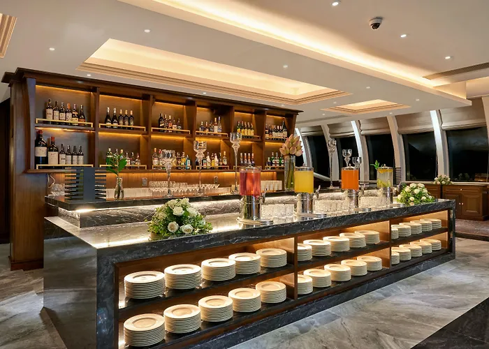 Paradise Suites Hotel