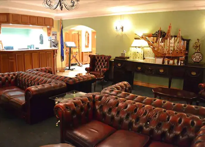 Caisleain Oir Hotel