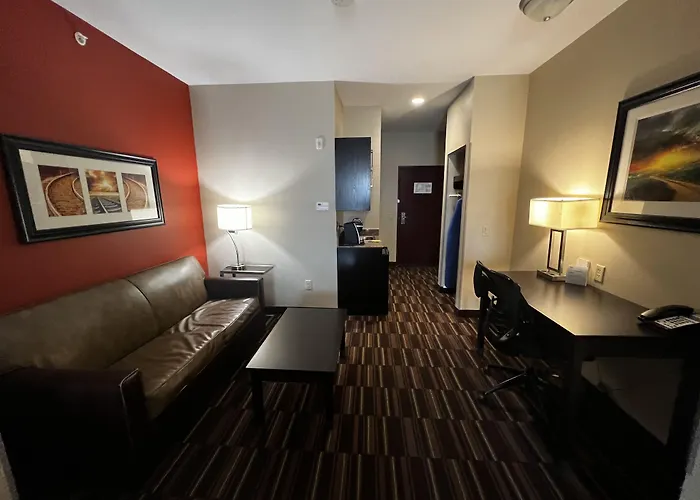 Holiday Inn Express Alva By Ihg