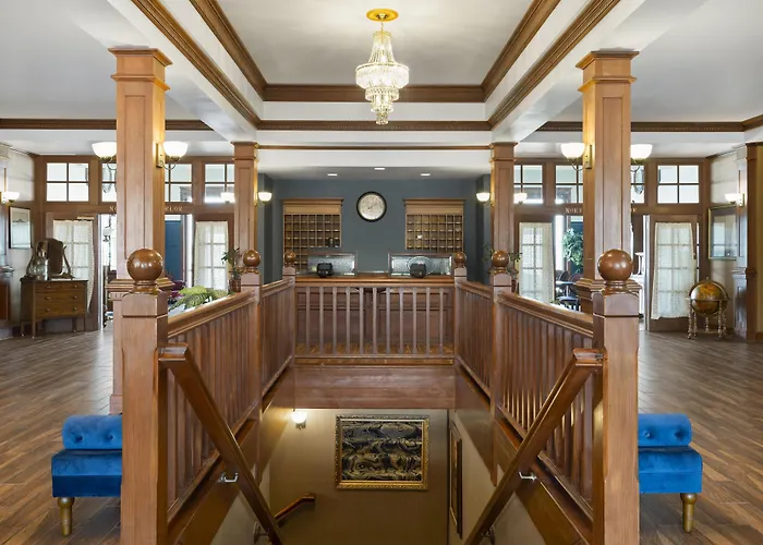 Hotel Chequamegon, BW Signature Collection