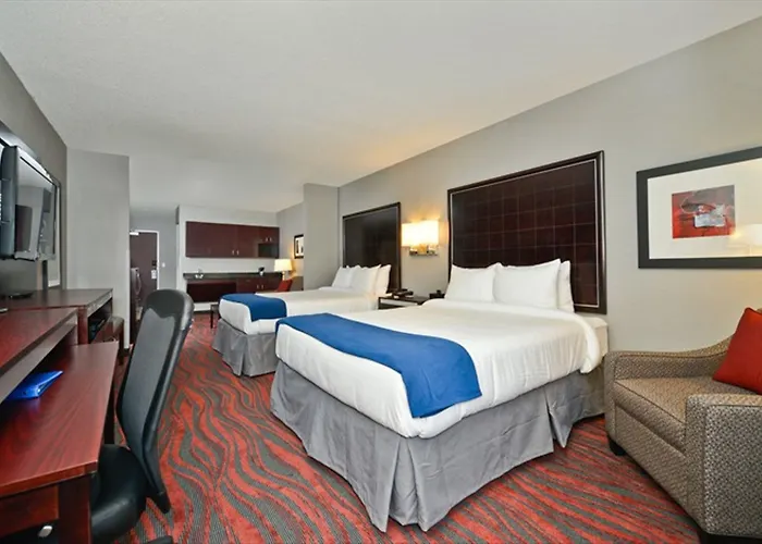 Holiday Inn Express & Suites Utica, Ny