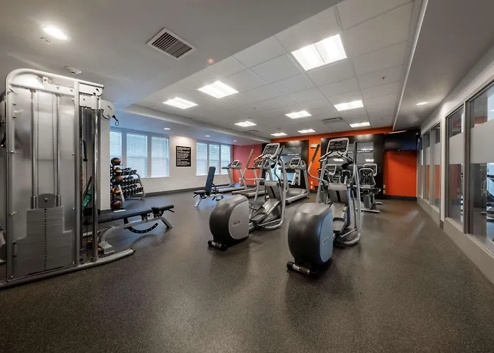 Hampton Inn & Suites Dupont