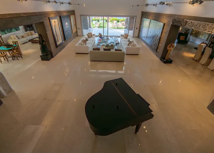 Casa Dell'Arte Hotel Of Arts & Leisure