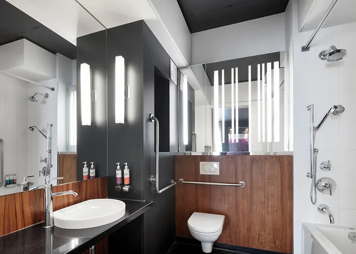 Alt Hotel Toronto Airport