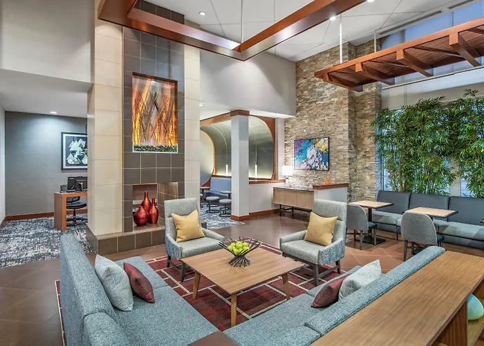 Hyatt Place Riverside Downtown