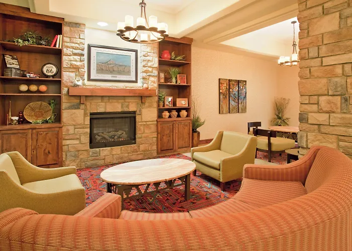 Holiday Inn Express & Suites Gallup East By Ihg