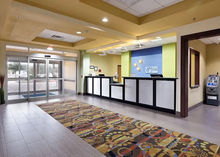 Holiday Inn Express & Suites George West By Ihg