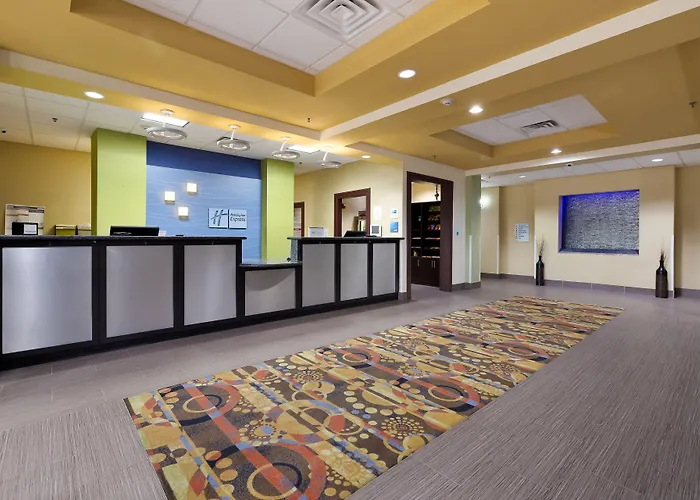 Holiday Inn Express & Suites George West By Ihg