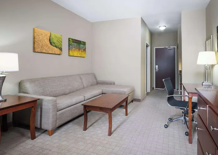 Best Western Plus Green Mill Village Hotel & Suites