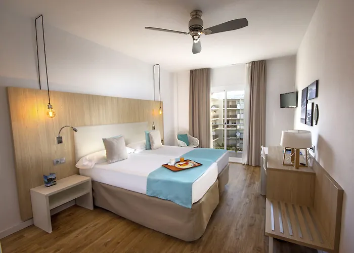 Hotel Monterrey Roses By Pierre & Vacances