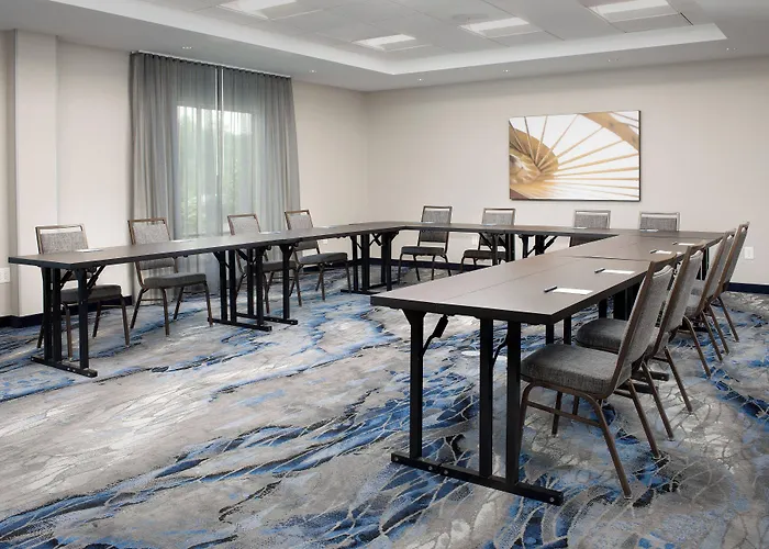 Fairfield Inn & Suites Baltimore BWI Airport
