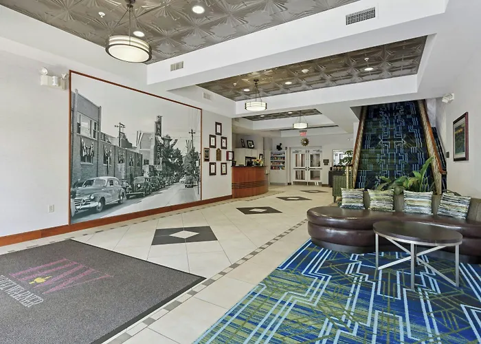 The Hotel Warner