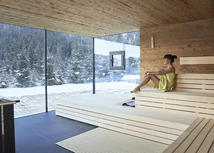 Hotel Cristallo - Wellness Mountain Living