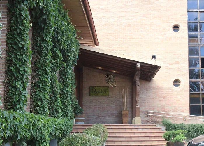 Hotel Jakue
