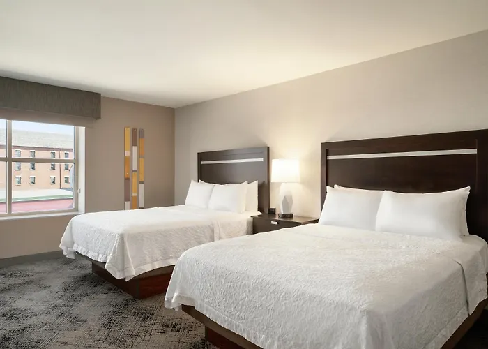 Hampton Inn Portland Downtown Waterfront