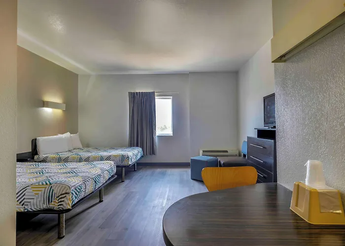 Motel 6-Cedar Park, Tx