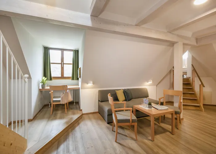 Jufa Hotel Schloss Roethelstein - Self Check-In