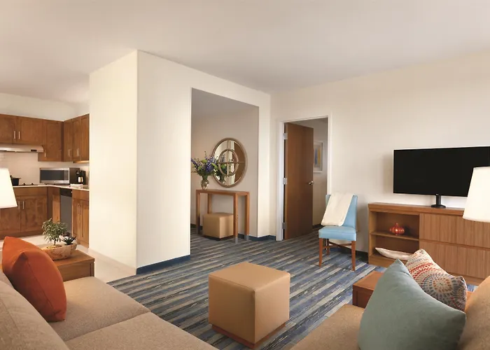 Hyatt House Virginia Beach / Oceanfront