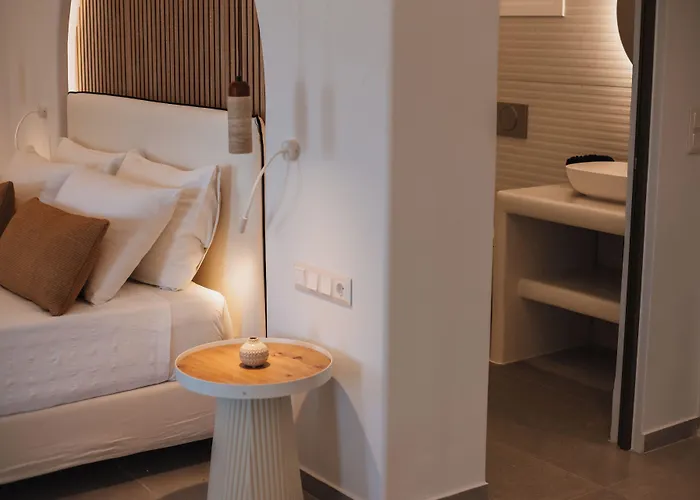 Alkyoni Beach Hotel