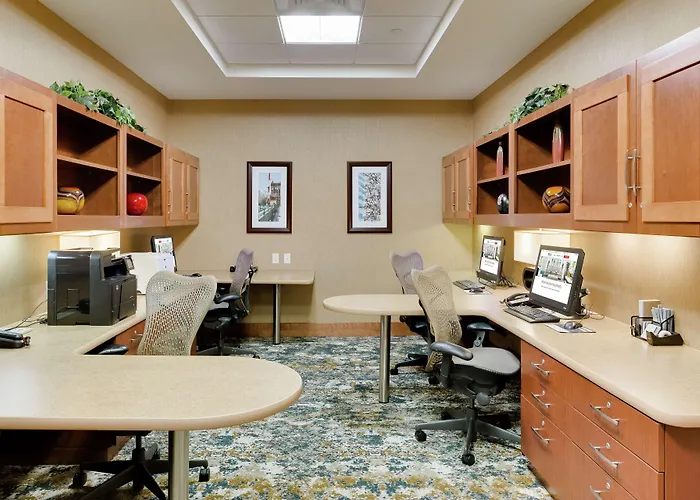 Hilton Garden Inn Milwaukee Airport