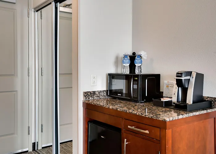 Hilton Garden Inn Milwaukee Airport