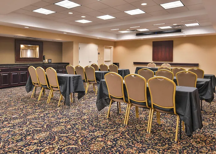 Hampton Inn Jackson-College Avenue