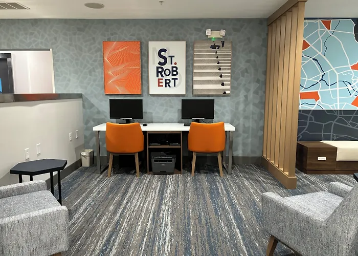 Holiday Inn Express Hotel And Suites Saint Robert By Ihg