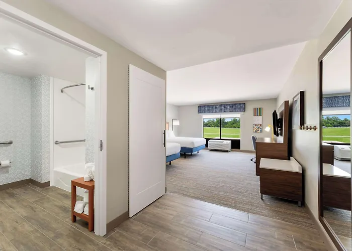 Hampton Inn Milford