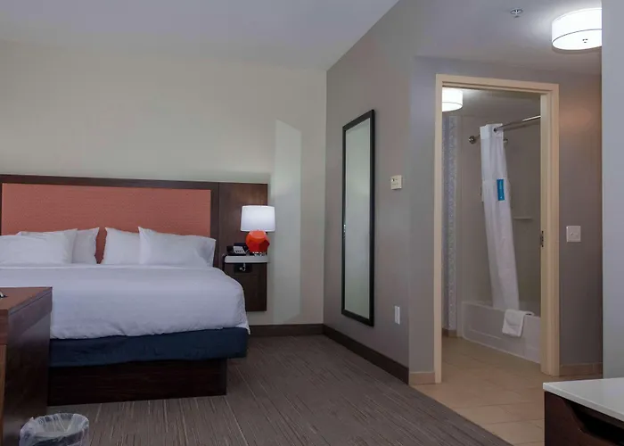 Hampton Inn & Suites Riverton