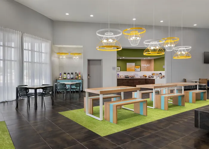 Spark By Hilton Artesia