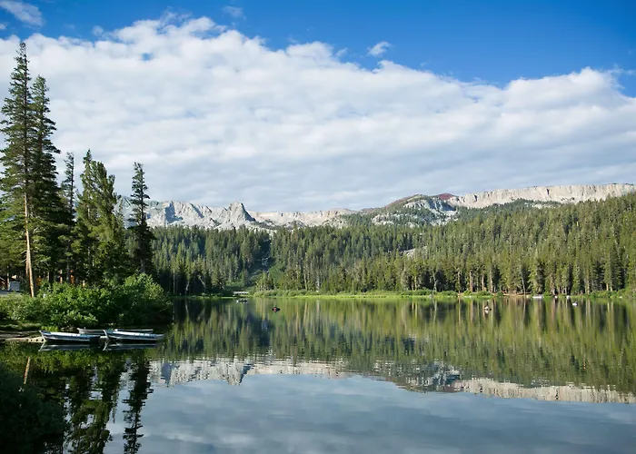 Tamarack Lodge