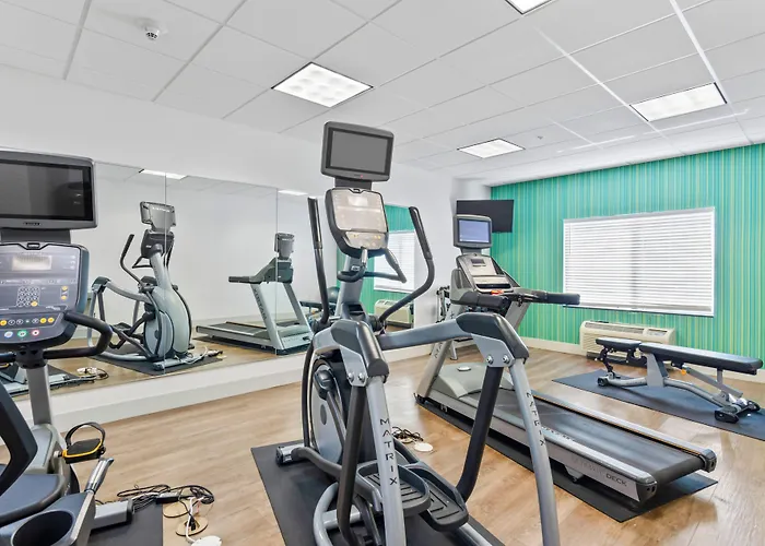Holiday Inn Express Hotel & Suites Mount Airy By Ihg