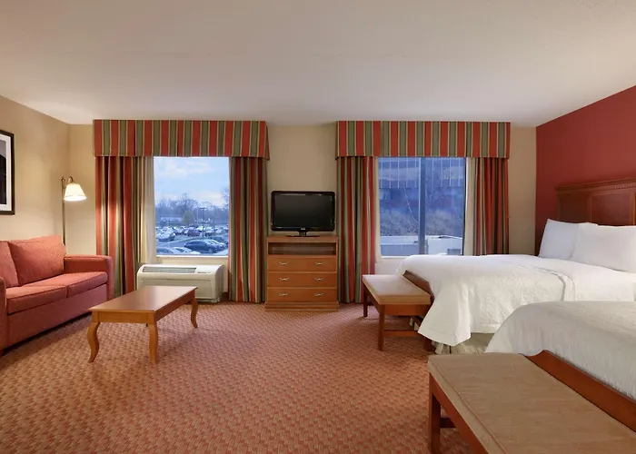 Hampton Inn & Suites East Hartford