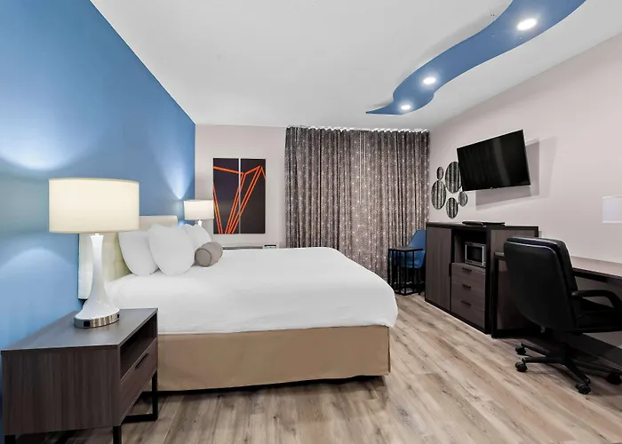 SureStay Plus by Best Western Windsor