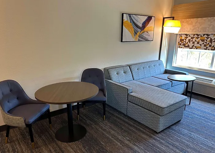 La Quinta By Wyndham Macon West
