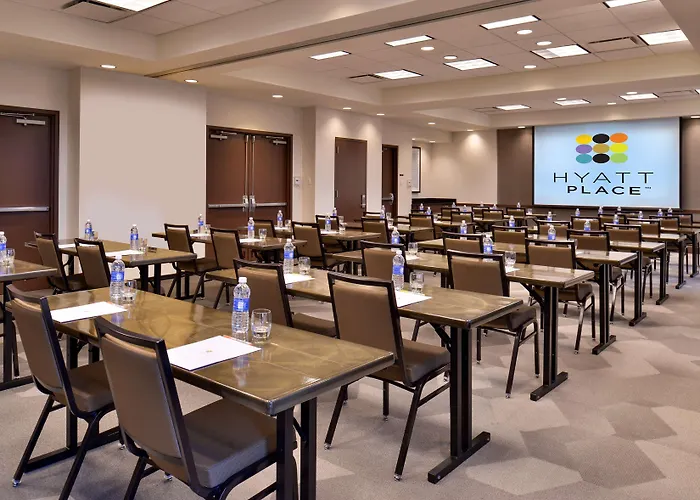 Hyatt Place Garden City