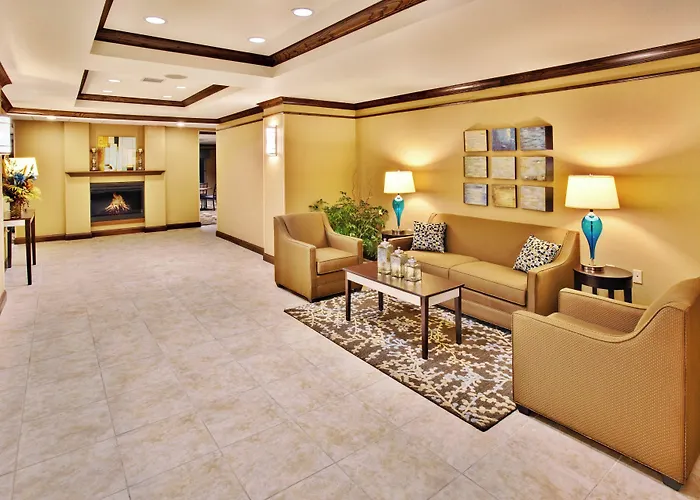 Holiday Inn Express Hotel & Suites - Dubuque West By Ihg