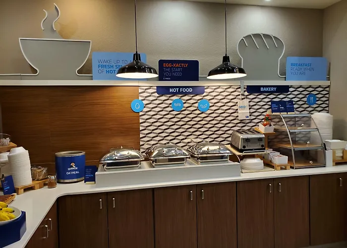 Holiday Inn Express Hotel & Suites Mankato East By Ihg