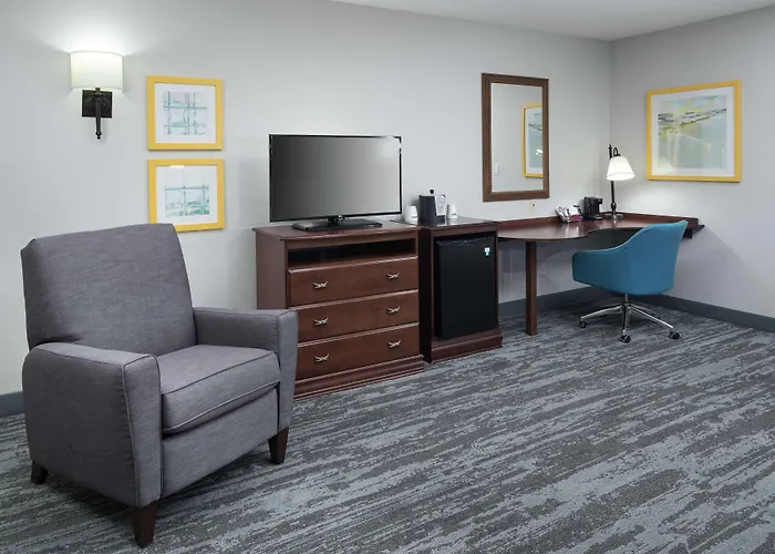 Hampton Inn & Suites Rochester-North