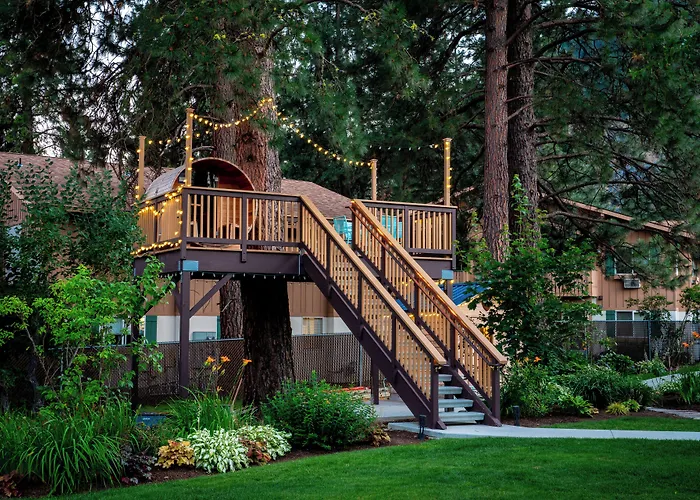 Blue Elk Inn