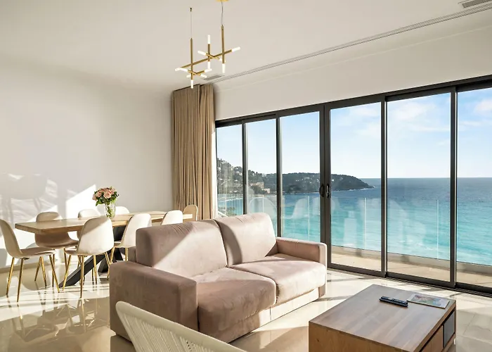 Hotel Le Roquebrune