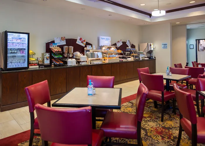 Holiday Inn Express & Suites Pittsburg By Ihg