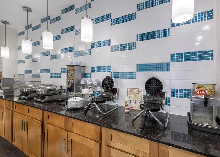 Surestay Plus Hotel By Best Western Niagara Falls East