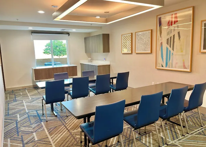 Holiday Inn Express & Suites Frazier Park By Ihg