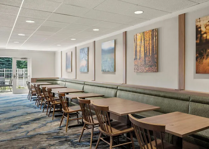 Fairfield Inn & Suites New Buffalo